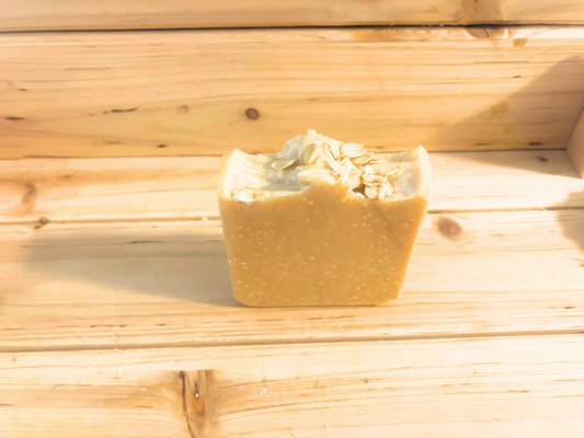 (Unscented) Oatmeal & Honey Goat Milk Soap